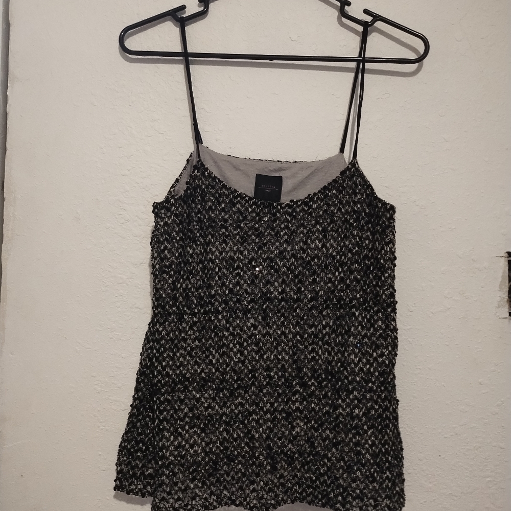 Deletta grey black top